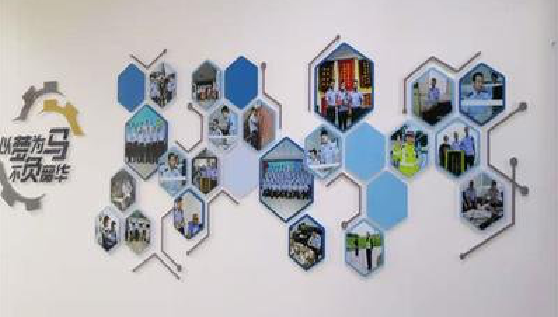 云龙文化墙最常见的做法。