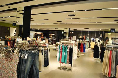 云龙商场里的店面怎么装修？