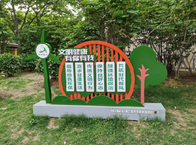 云龙标识标牌对现代社会的重要性。