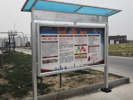 云龙宣传栏制作要注意哪些细节？